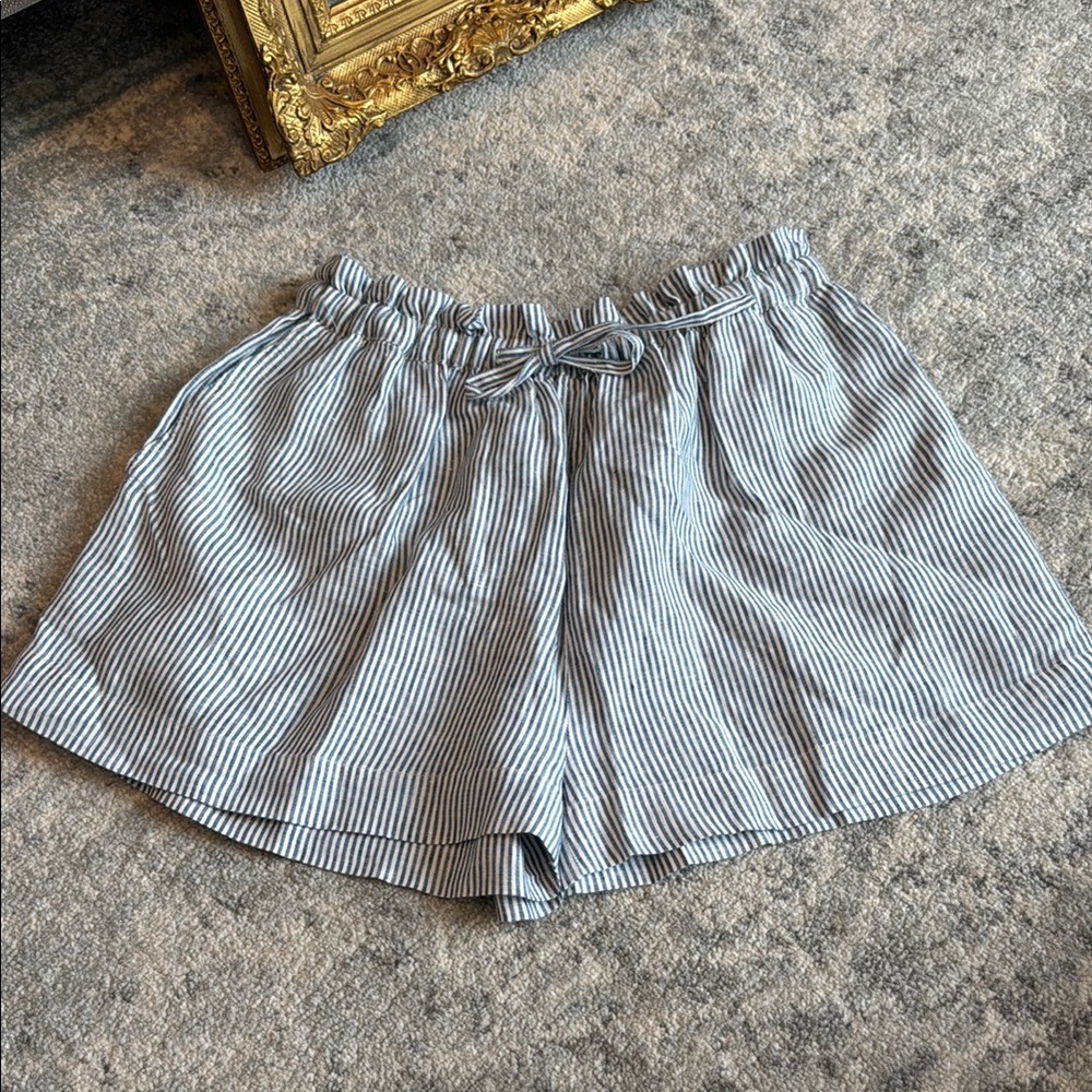 Ulla Johnson Linen Asa Shorts from Spring-Summer 2022 - Picture 5 of 12